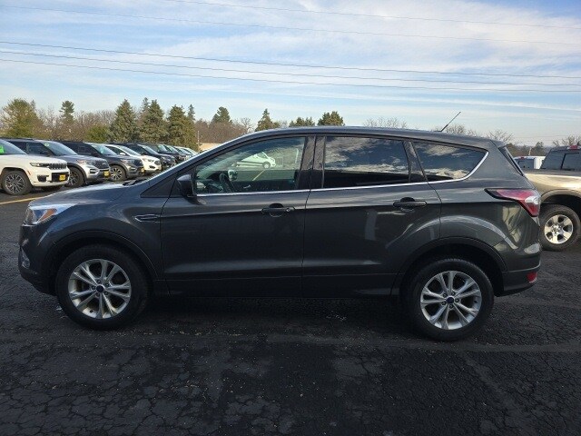 2017 Ford Escape SE photo 4