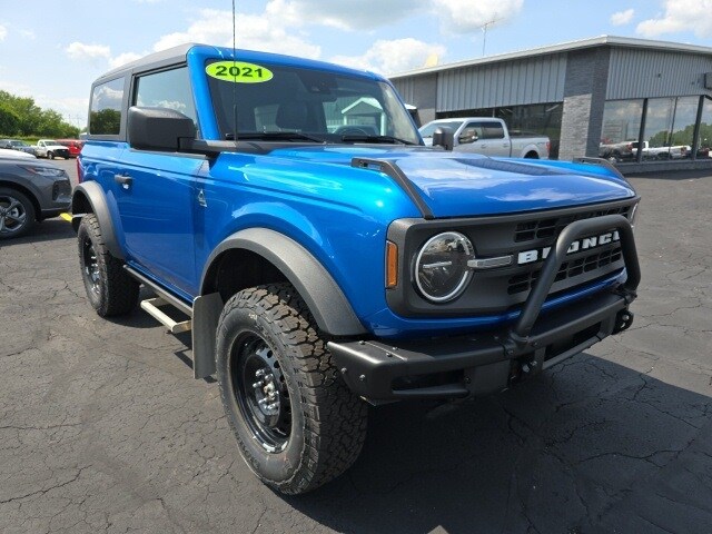 2021 Ford Bronco Base photo 3