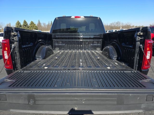 2023 Ford F-150 XLT - Photo 23