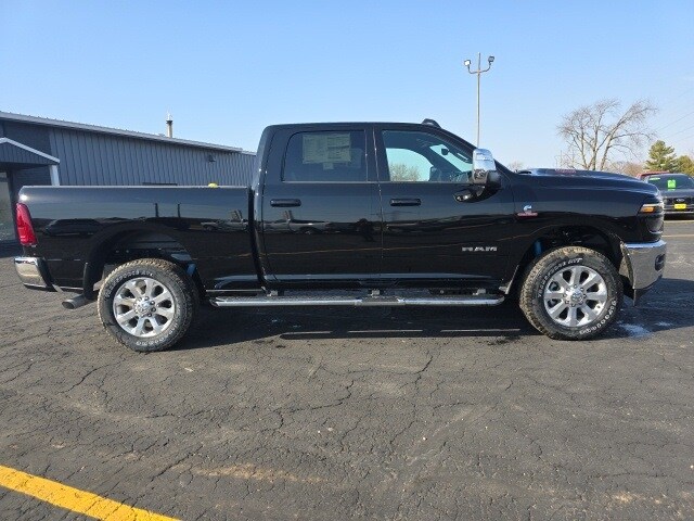 2025 Ram 2500 Laramie photo 4