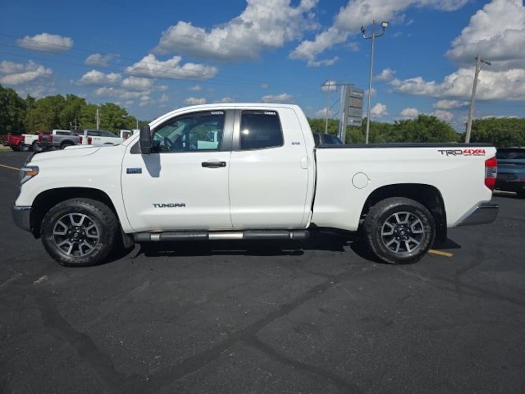 Used 2017 Toyota Tundra SR5 5.7L V8 w/FFV Truck Double Cab