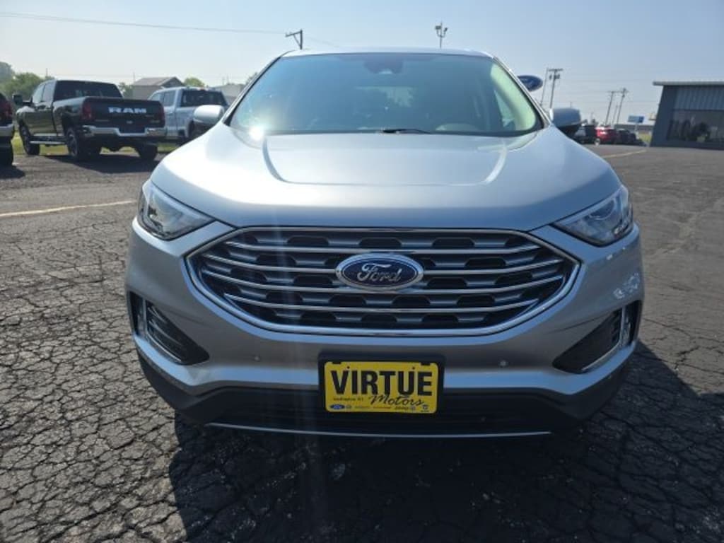 Used 2024 Ford Edge Titanium SUV
