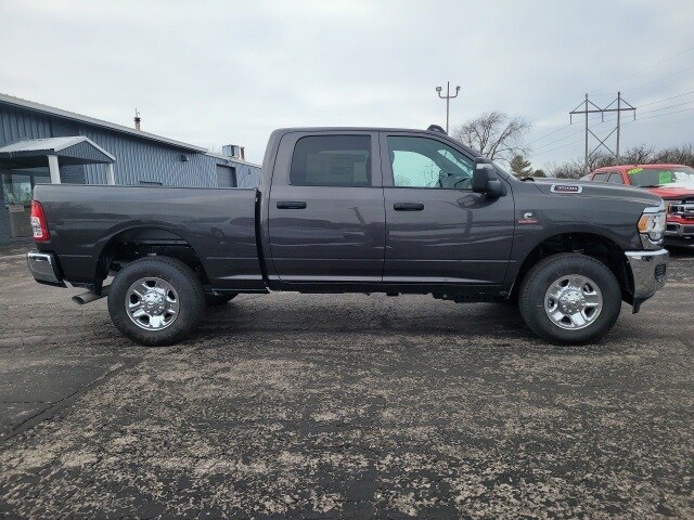 2024 Ram 3500 Tradesman photo 4
