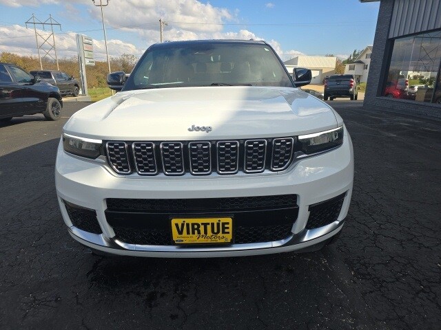 2023 Jeep Grand Cherokee L Summit photo 2