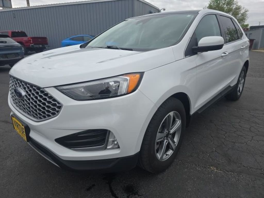 Used 2024 Ford Edge SUV
