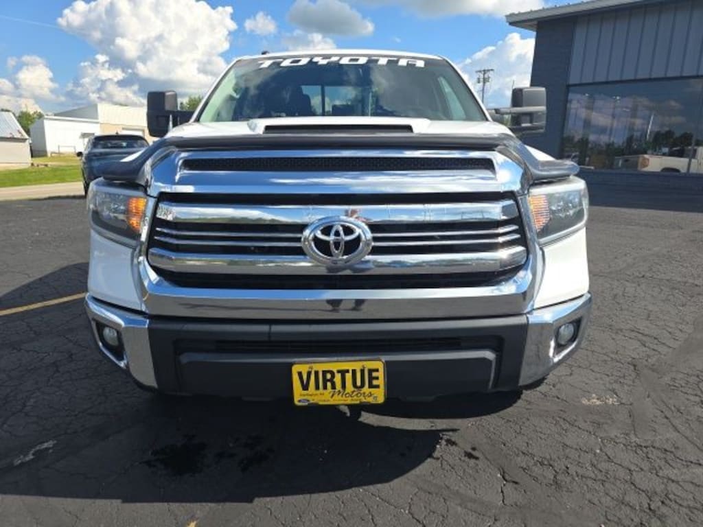 Used 2017 Toyota Tundra SR5 5.7L V8 w/FFV Truck Double Cab