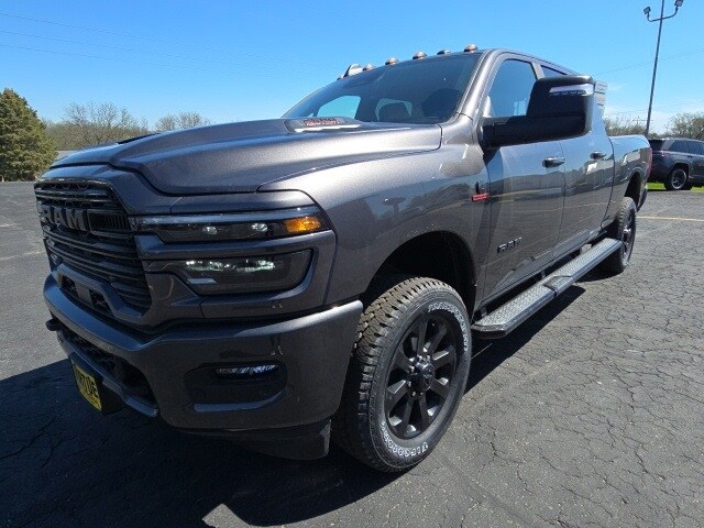 2025 Ram 2500 Laramie photo 3