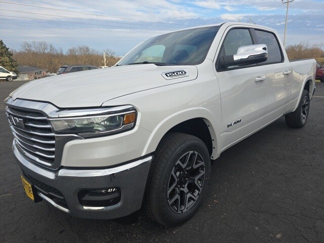 2026 Ram 1500 Laramie photo 3