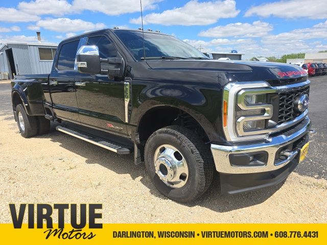 2023 Ford F-350 Lariat 4x4 Crew Cab 8' Box DRW's photo