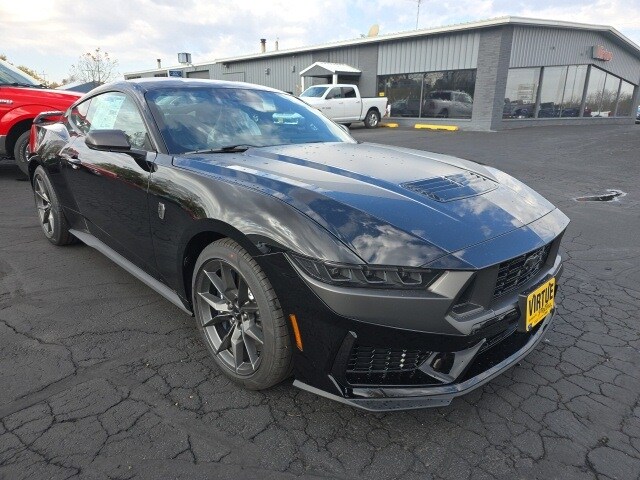 2024 Ford Mustang Dark Horse Premium photo 3