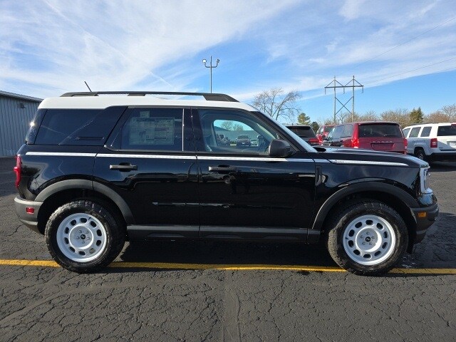 2024 Ford Bronco Sport Heritage photo 4