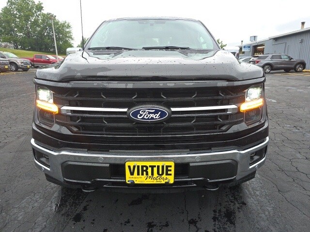 2024 Ford F-150 XLT photo 2