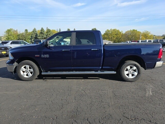 2018 Ram 1500 SLT photo 4