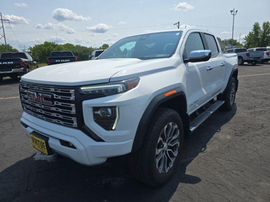 Used 2023 GMC Canyon Denali Truck