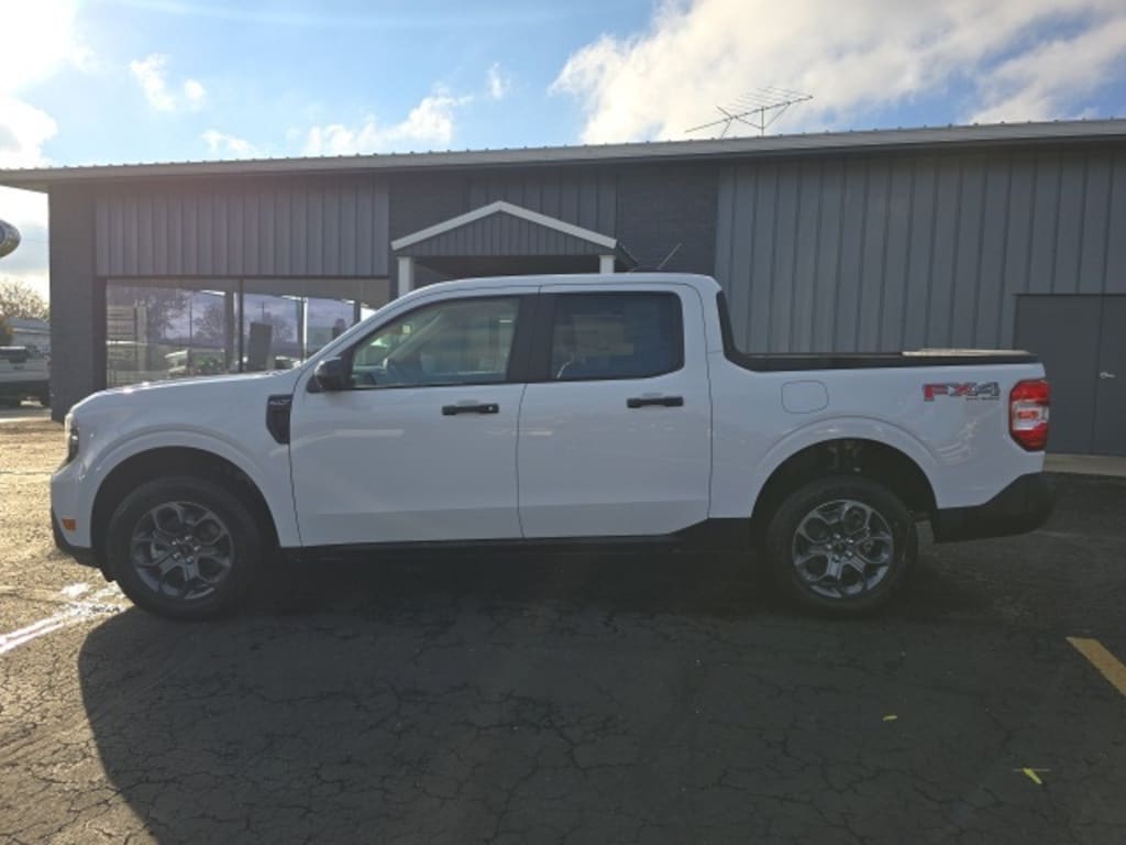 New 2025 Ford Maverick XLT TRUCK