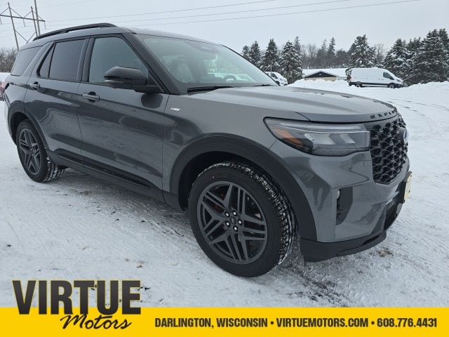 2026 Ford Explorer ST-LINE's photo