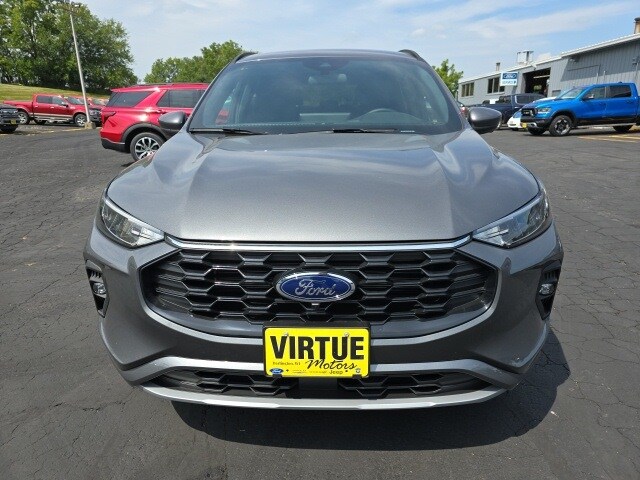 2024 Ford Escape ST-Line Select photo 2