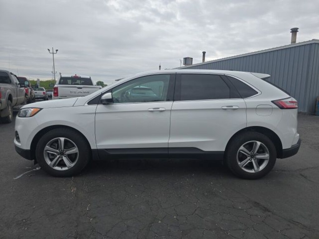 Used 2024 Ford Edge SEL SUV