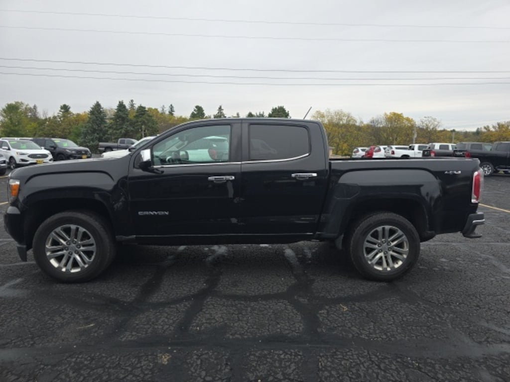 Used 2017 GMC Canyon SLT Truck