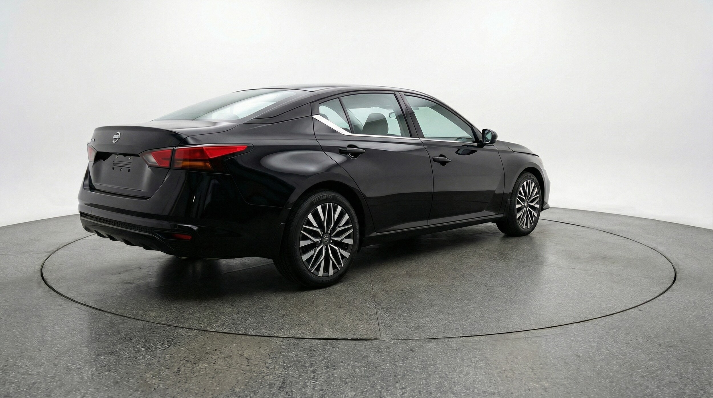 Thumbnail: 2025 Nissan Altima - 7