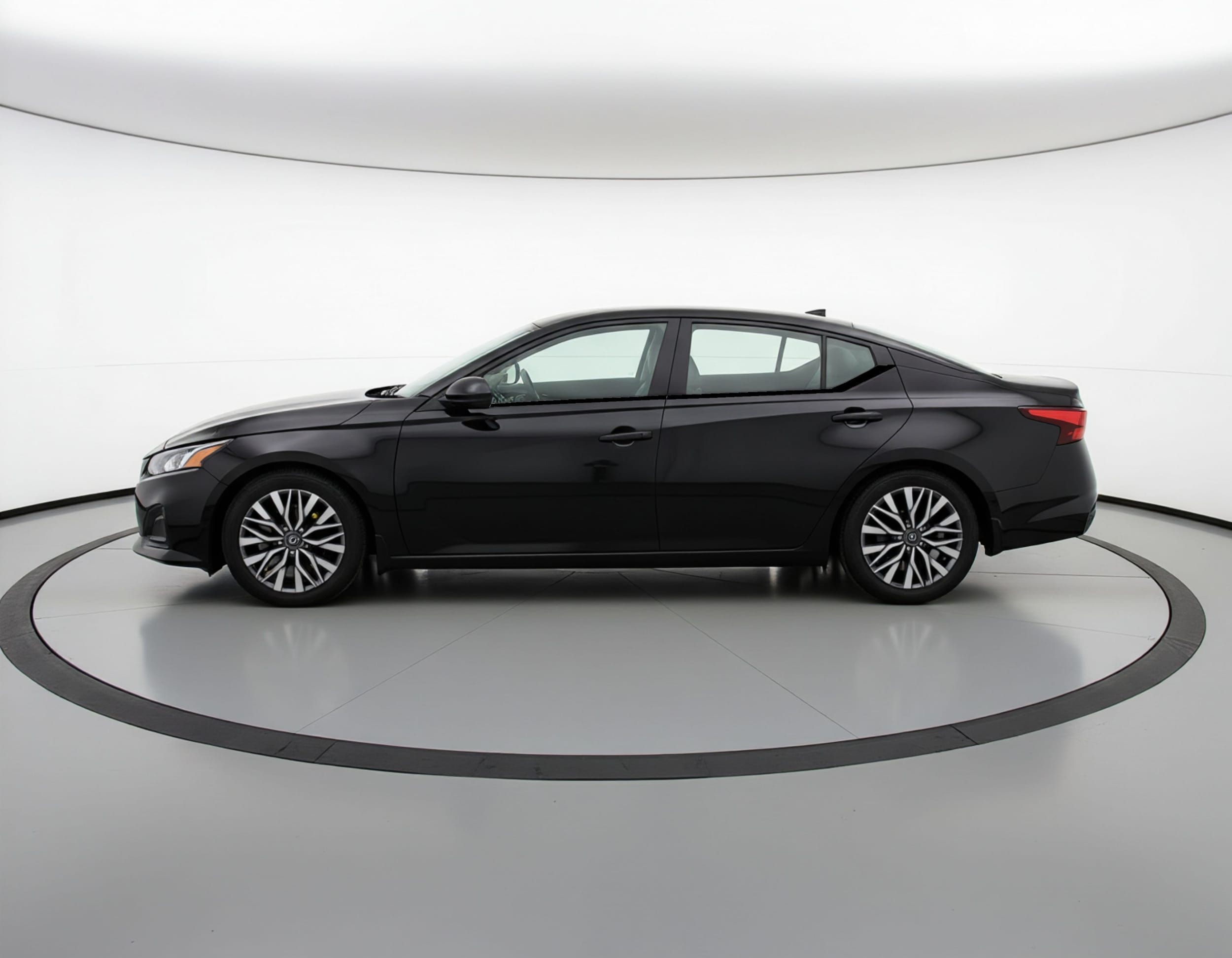 Thumbnail: 2025 Nissan Altima - 4