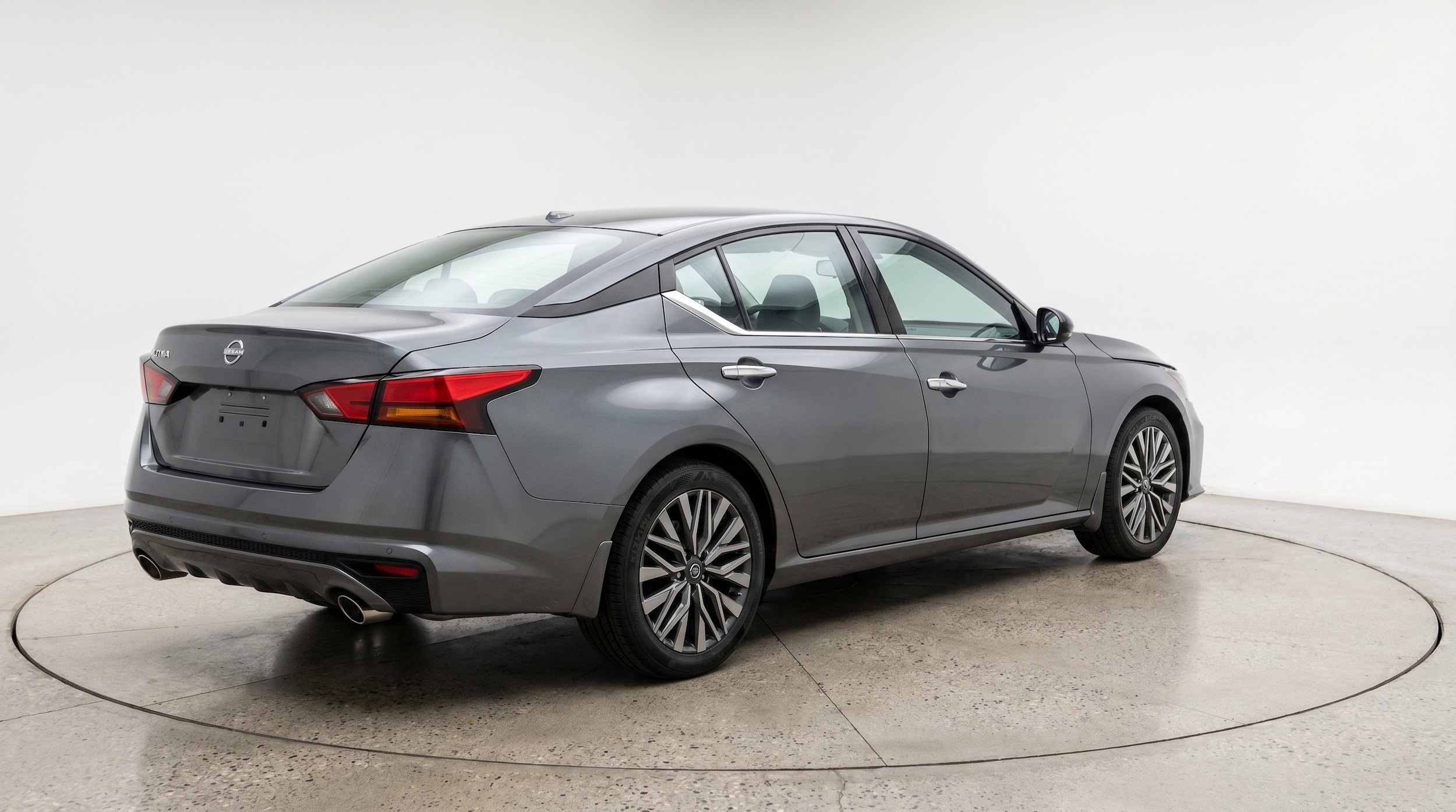 Thumbnail: 2025 Nissan Altima - 9