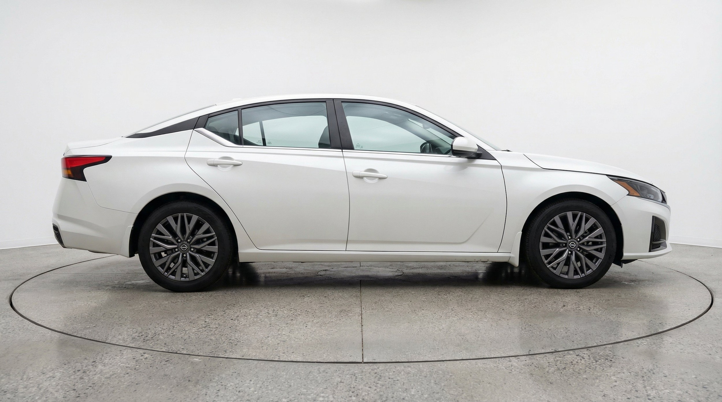 Thumbnail: 2025 Nissan Altima - 11