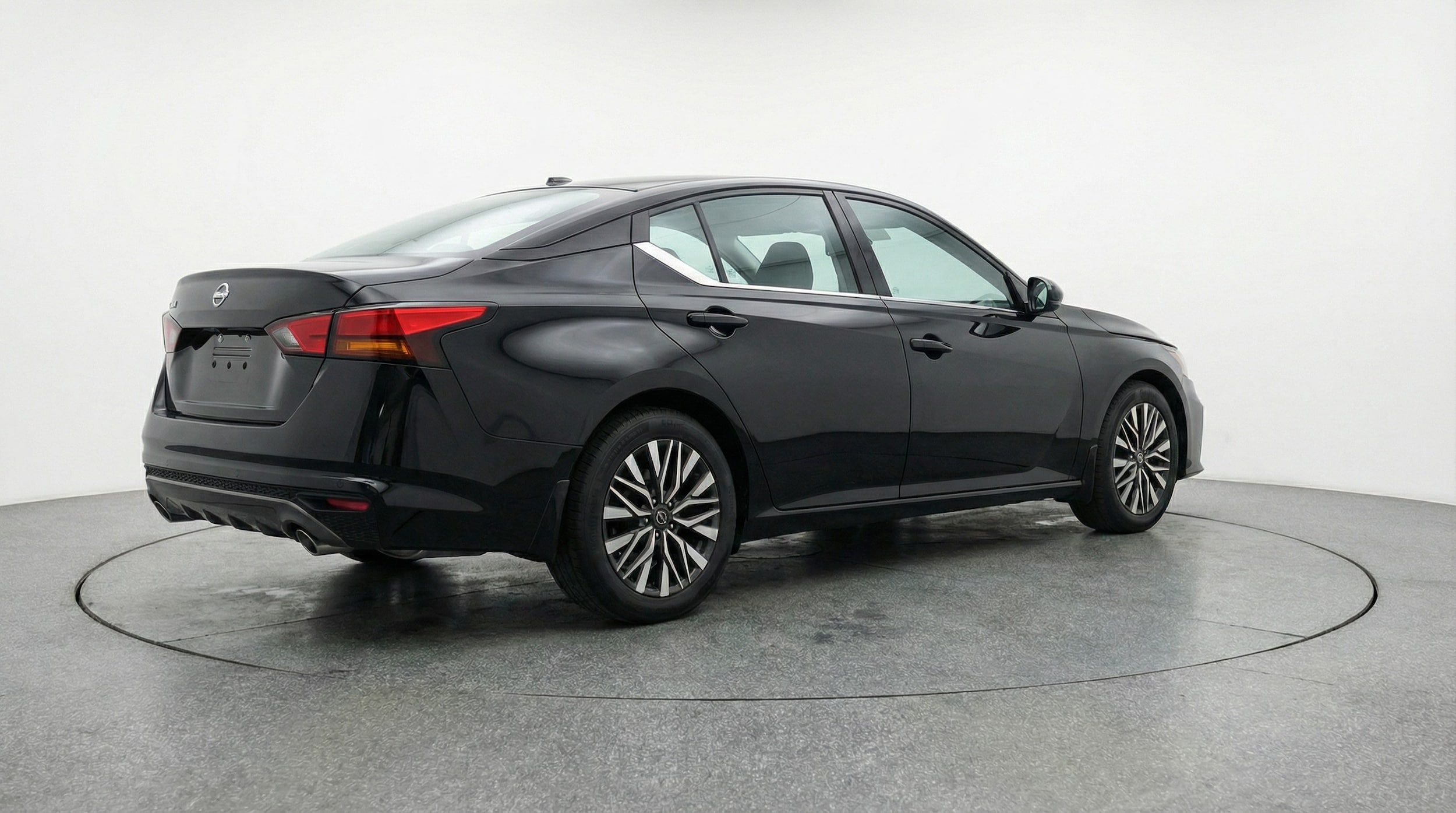 Thumbnail: 2025 Nissan Altima - 7