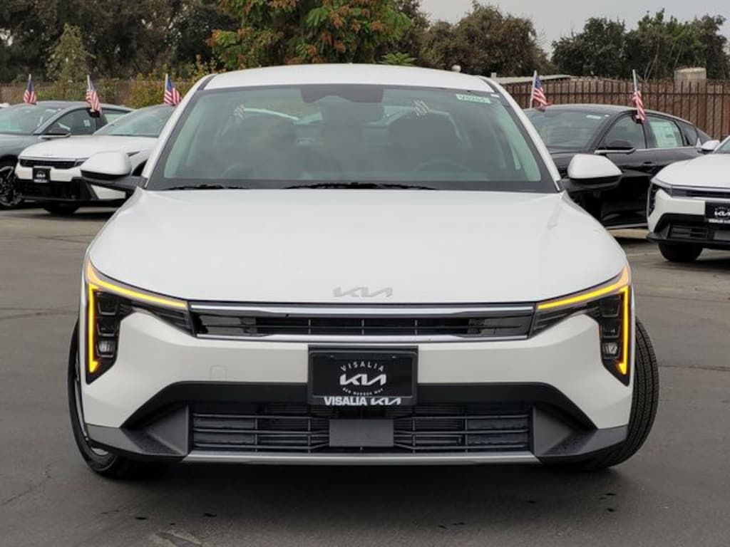 New 2025 Kia K4 EX Sedan