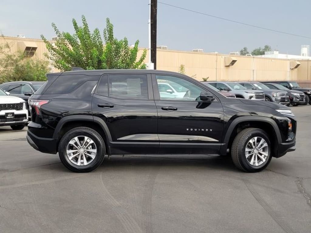 Used 2025 Chevrolet Equinox LT SUV
