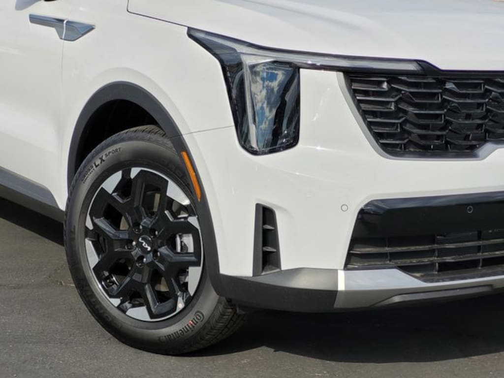 New 2026 Kia Sorento S SUV