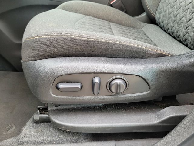 2023 Chevrolet Equinox LT - Photo 13