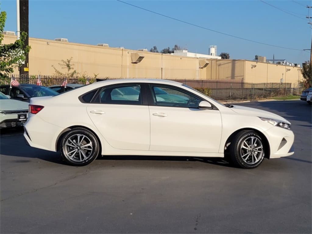 Used 2023 Kia Forte LXS Sedan