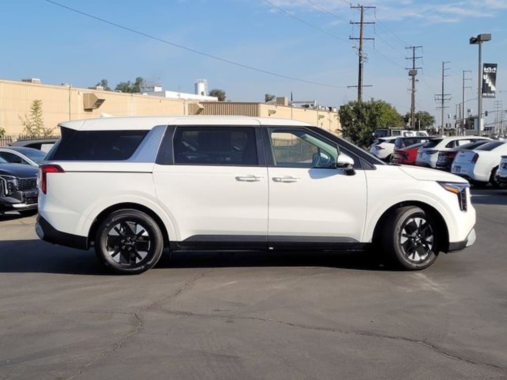 New 2027 Kia Carnival Hybrid LXS Van Passenger Van