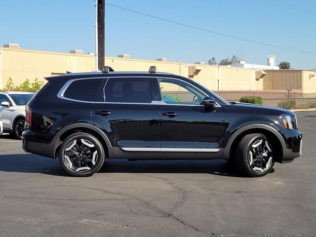 2024 Kia Telluride EX photo 4