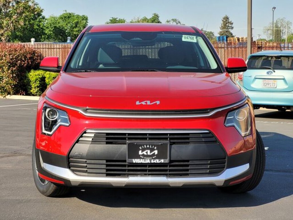 New 2025 Kia Niro LX SUV