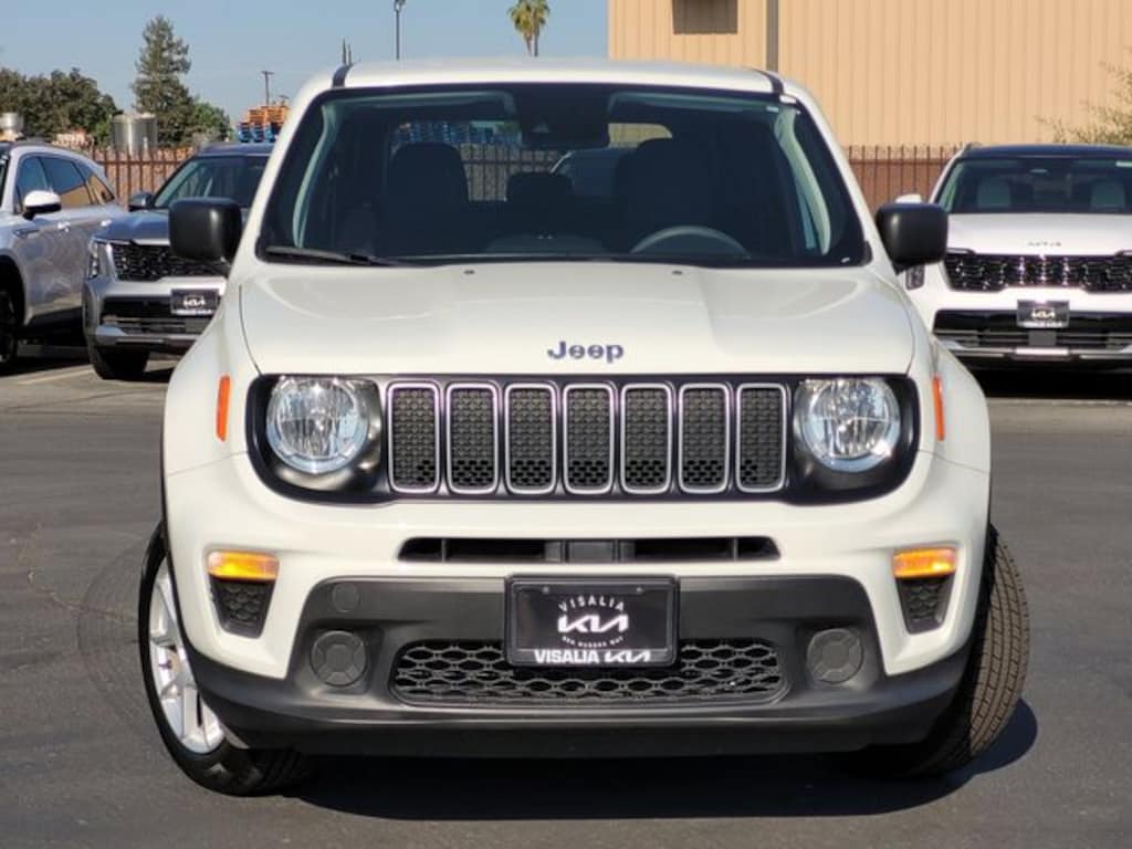 Used 2023 Jeep Renegade Latitude SUV