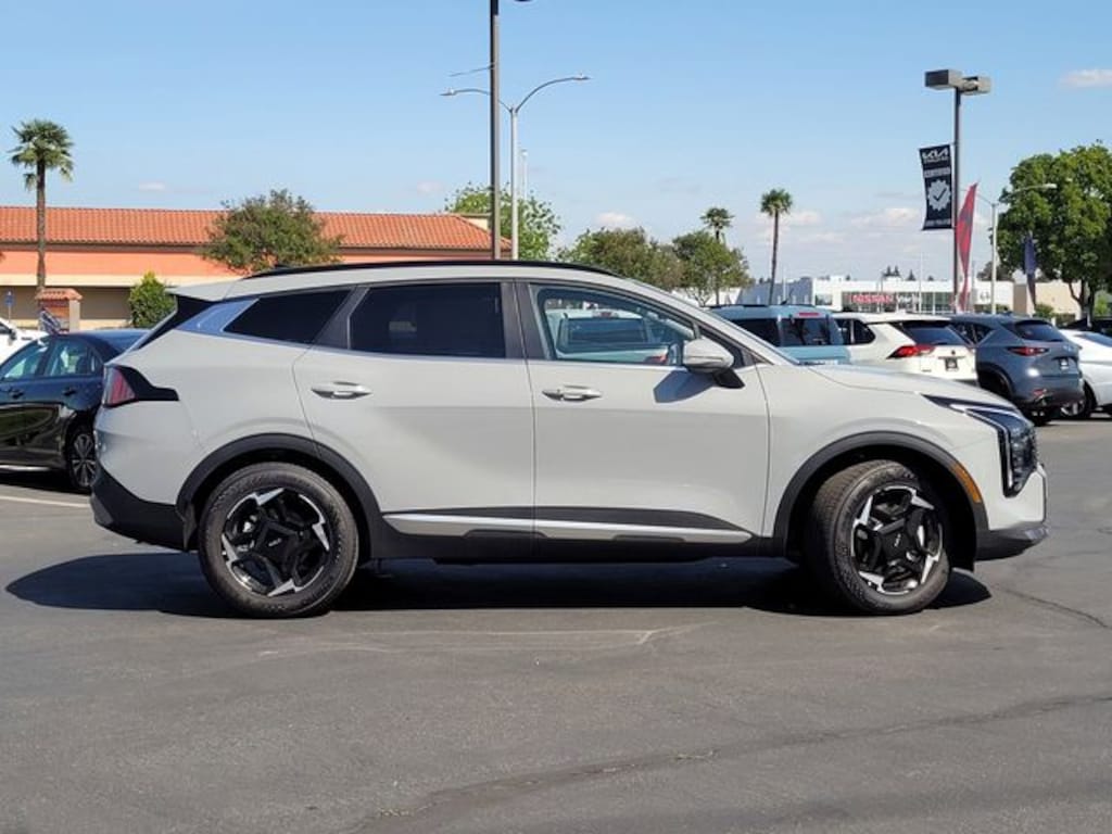 New 2026 Kia Sportage EX SUV