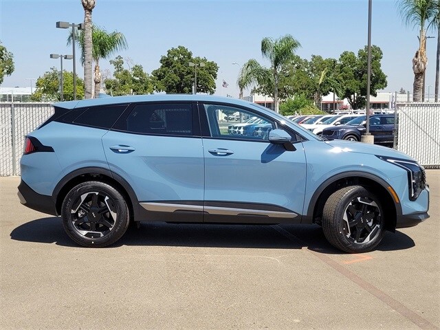 2026 Kia Sportage Hybrid S photo 4