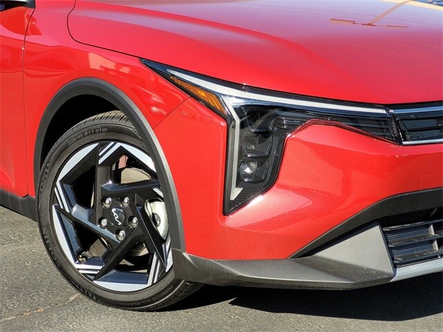 2025 Kia K4 EX photo 3