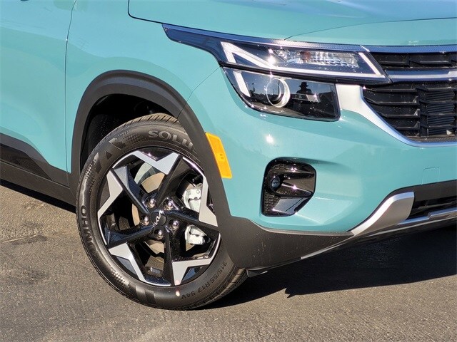 2026 Kia Seltos S photo 3