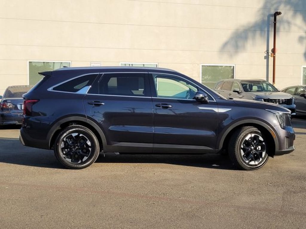 New 2026 Kia Sorento S SUV