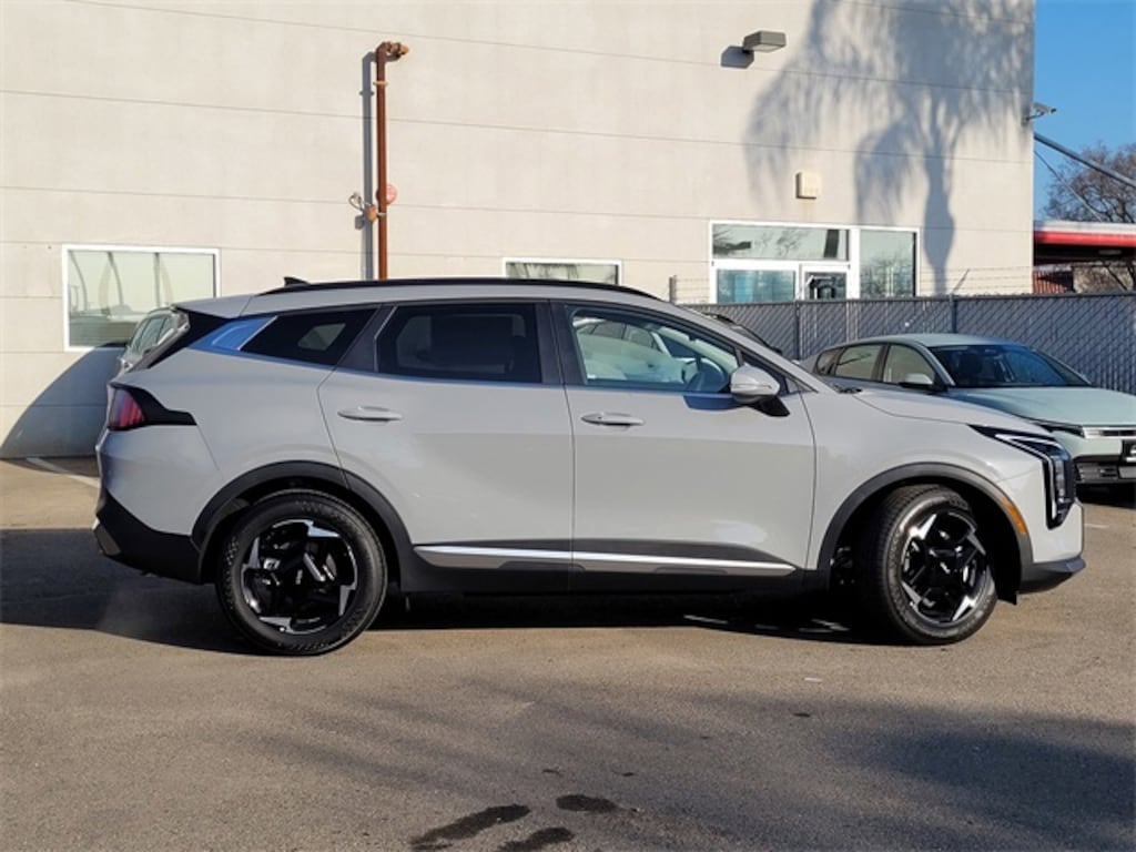 New 2026 Kia Sportage EX SUV