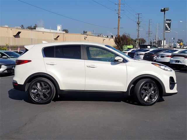 2022 Kia Sportage LX Value Edition photo 4