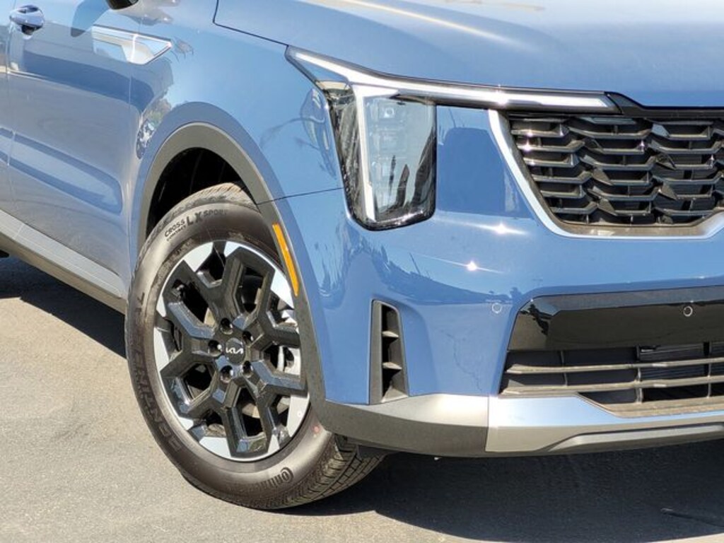 New 2026 Kia Sorento S SUV