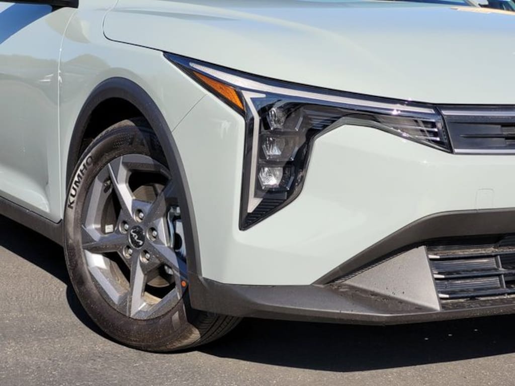 New 2026 Kia K4 LXS Sedan