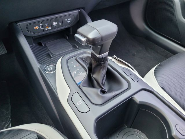 2025 Kia K4 GT-Line - Photo 11