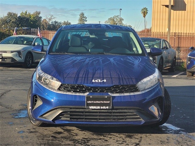 2023 Kia Forte LXS photo 3