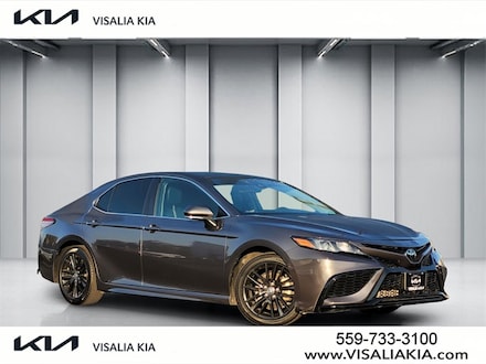 2023 Toyota Camry SE Sedan