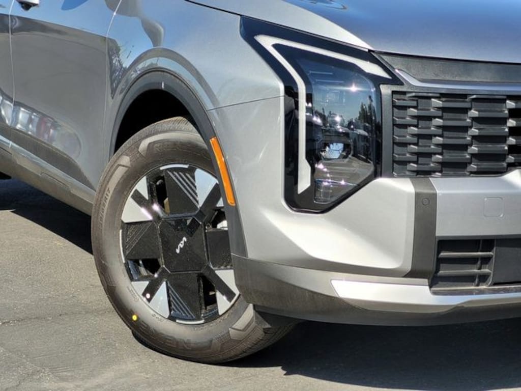 New 2026 Kia Sportage Hybrid LX SUV